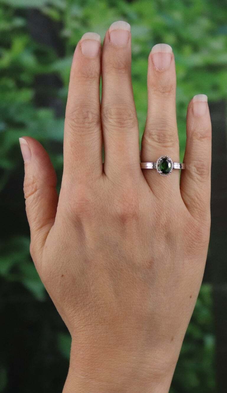 Sterling Silver Natural Green Tourmaline Ring Size 7 1/4 - Picture 3 of 8